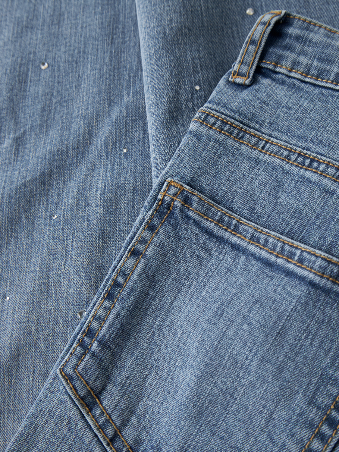 model_shot-detail
